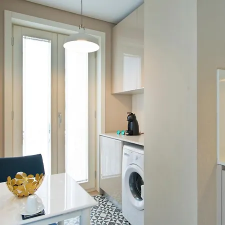 Cardosas Square By Hosts Oporto