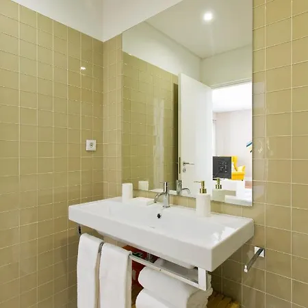 Cardosas Square By Hosts