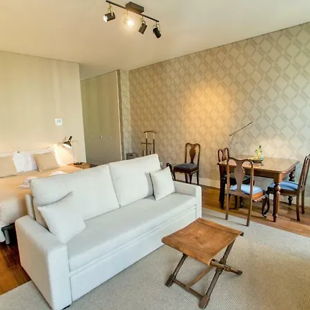 Cardosas Square By Hosts Appartement