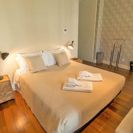 Cardosas Square By Hosts Appartement *