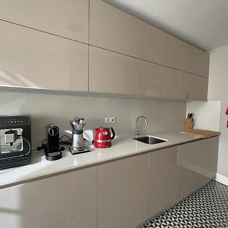 Cardosas Square By Hosts *