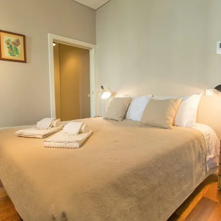 Cardosas Square By Hosts *