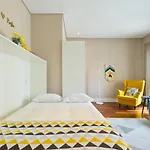 Apartmán Cardosas Square By Hosts