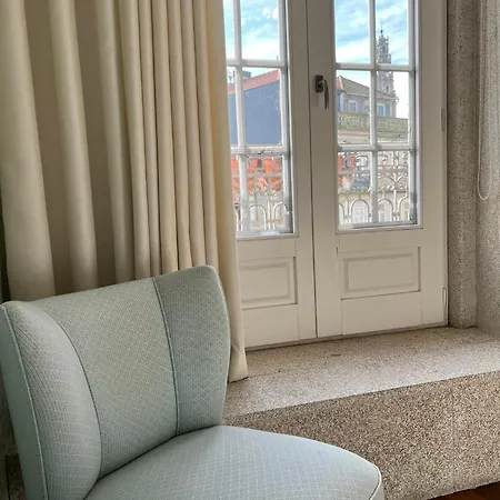 Cardosas Square By Hosts