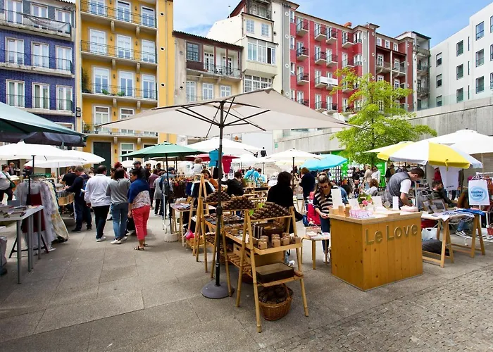 Cardosas Square By Hosts *