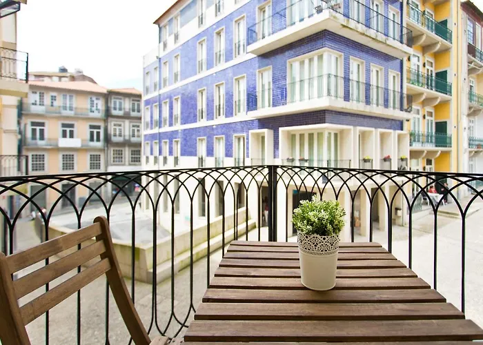 Apartmán Cardosas Square By Hosts