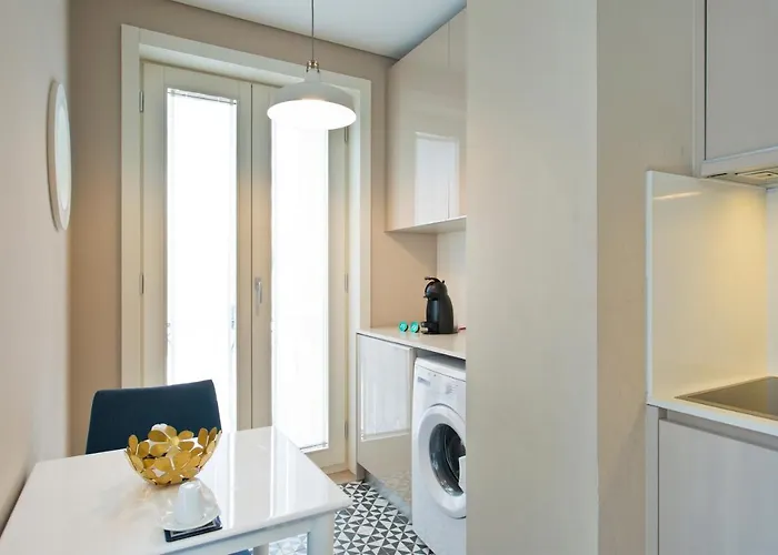 Cardosas Square By Hosts Porto