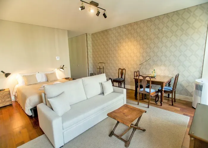 Cardosas Square By Hosts Appartement