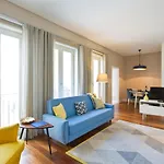 Cardosas Square By Hosts Apartman