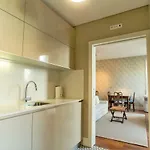 Cardosas Square By Hosts * Porto